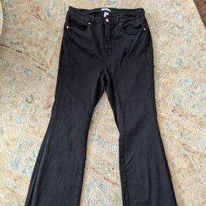 Good American Flare Jeans Black Denim